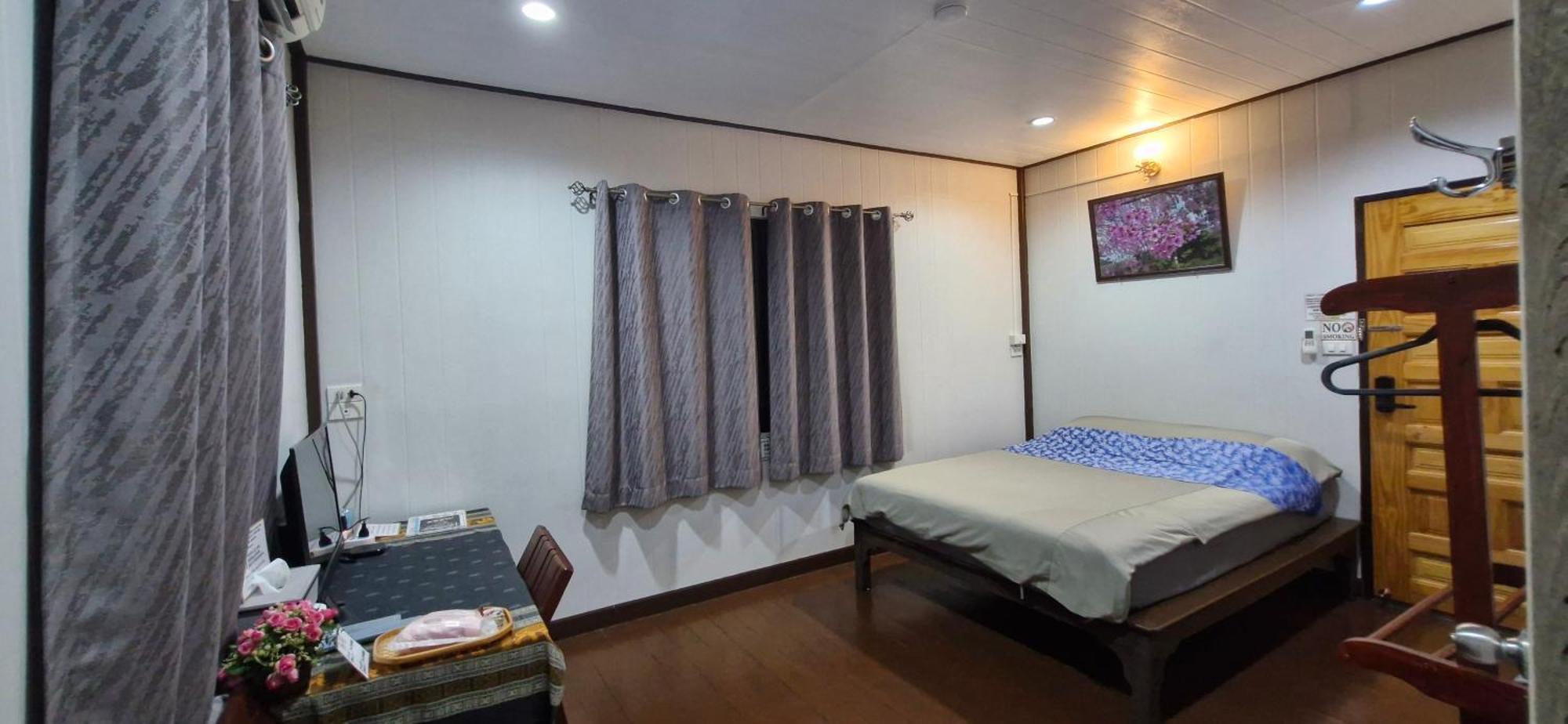 Ob Arun House Bed & Breakfast กรุงเทพมหานคร ภายนอก รูปภาพ