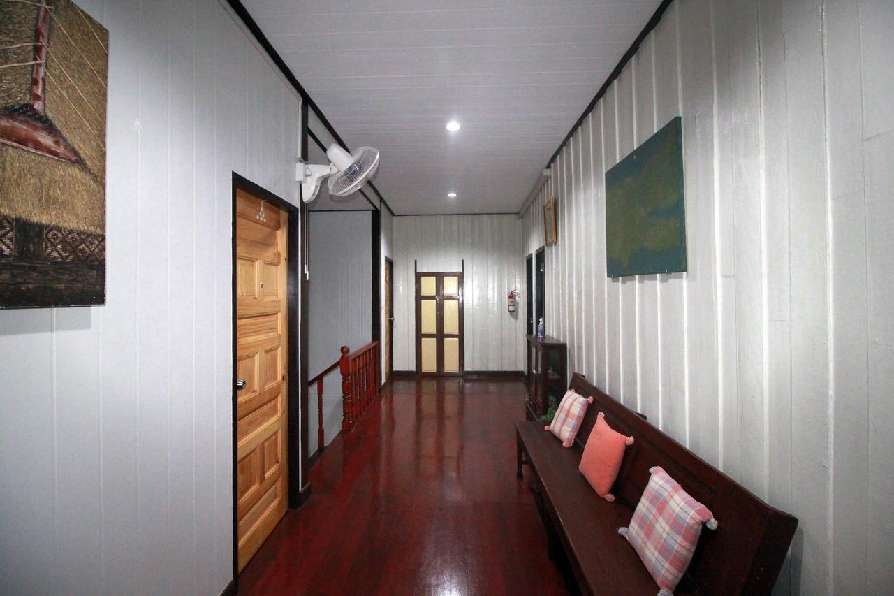 Ob Arun House Bed & Breakfast กรุงเทพมหานคร ภายนอก รูปภาพ